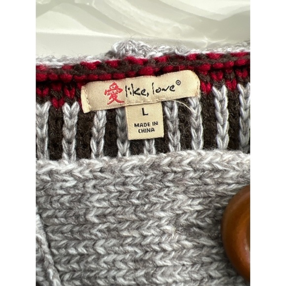 LIKE, LOVE TWO BUTTON SWEATER - SIZE L - Picture 3 of 5